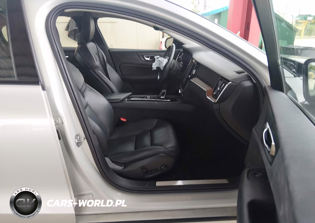 2022 Volvo S60 B5 Momentum VIN:7JRL12FZ1NG155636 - 5