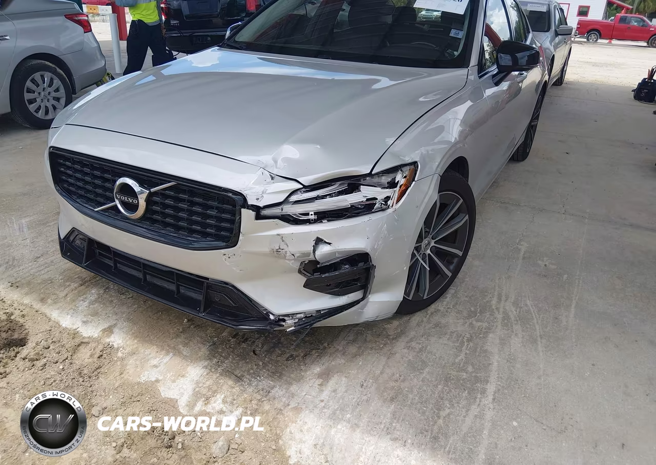 2022 Volvo S60 B5 Momentum VIN:7JRL12FZ1NG155636 - 6
