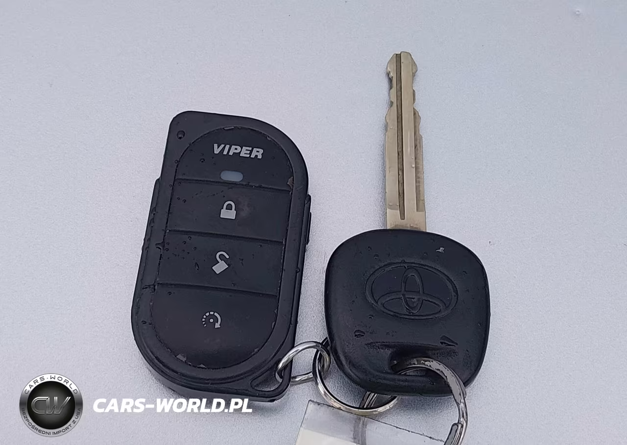 2007 Toyota Corolla Ce VIN:1NXBR32E17Z893724 - 11