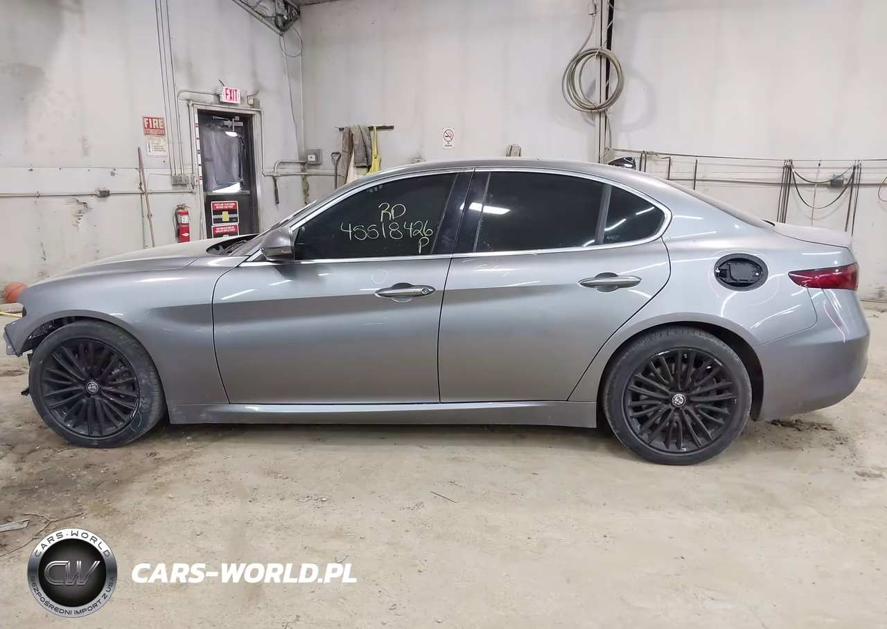 2017 Alfa Romeo Giulia Ti Rwd VIN:ZARFAECN4H7538740 - 15