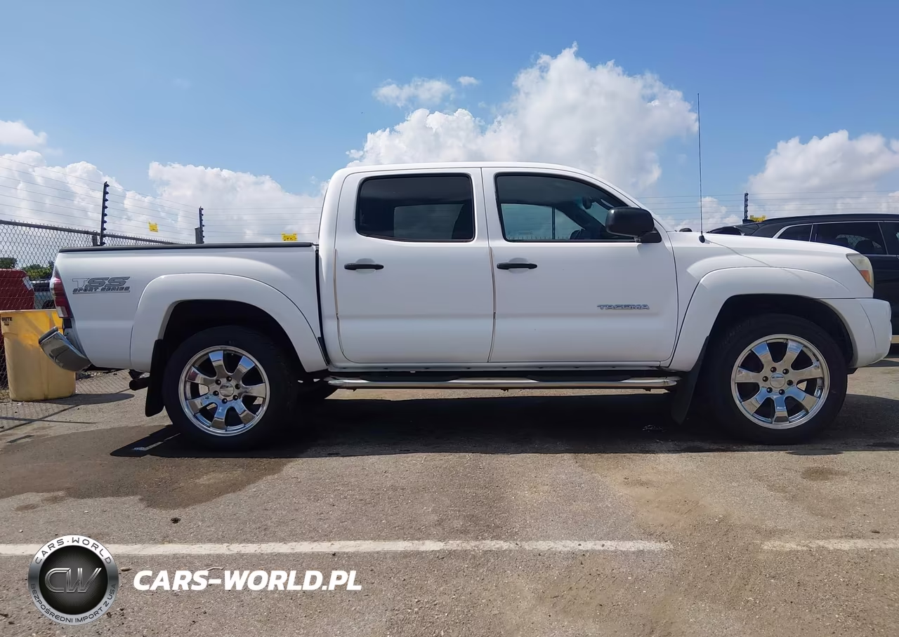 2011 Toyota Tacoma Prerunner V6 VIN:5TFJU4GNXBX009946 - 13