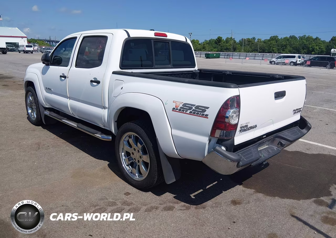 2011 Toyota Tacoma Prerunner V6 VIN:5TFJU4GNXBX009946 - 3