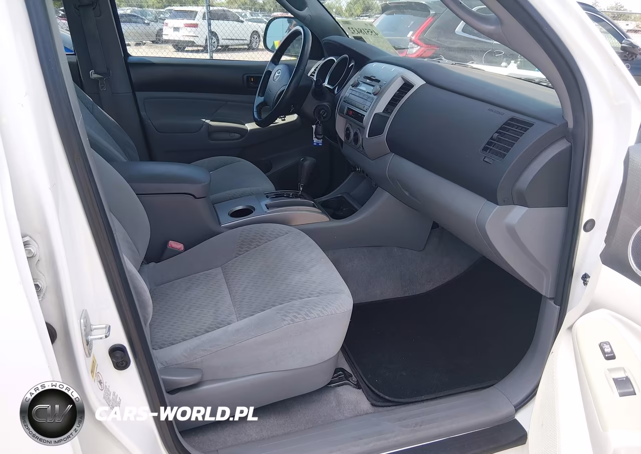 2011 Toyota Tacoma Prerunner V6 VIN:5TFJU4GNXBX009946 - 5