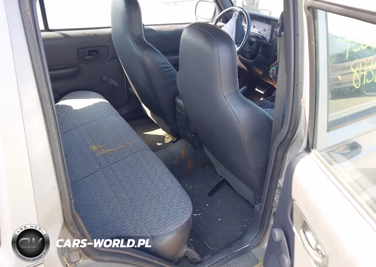 2000 Jeep Cherokee Se VIN:1J4FT28S6YL216278 - 8
