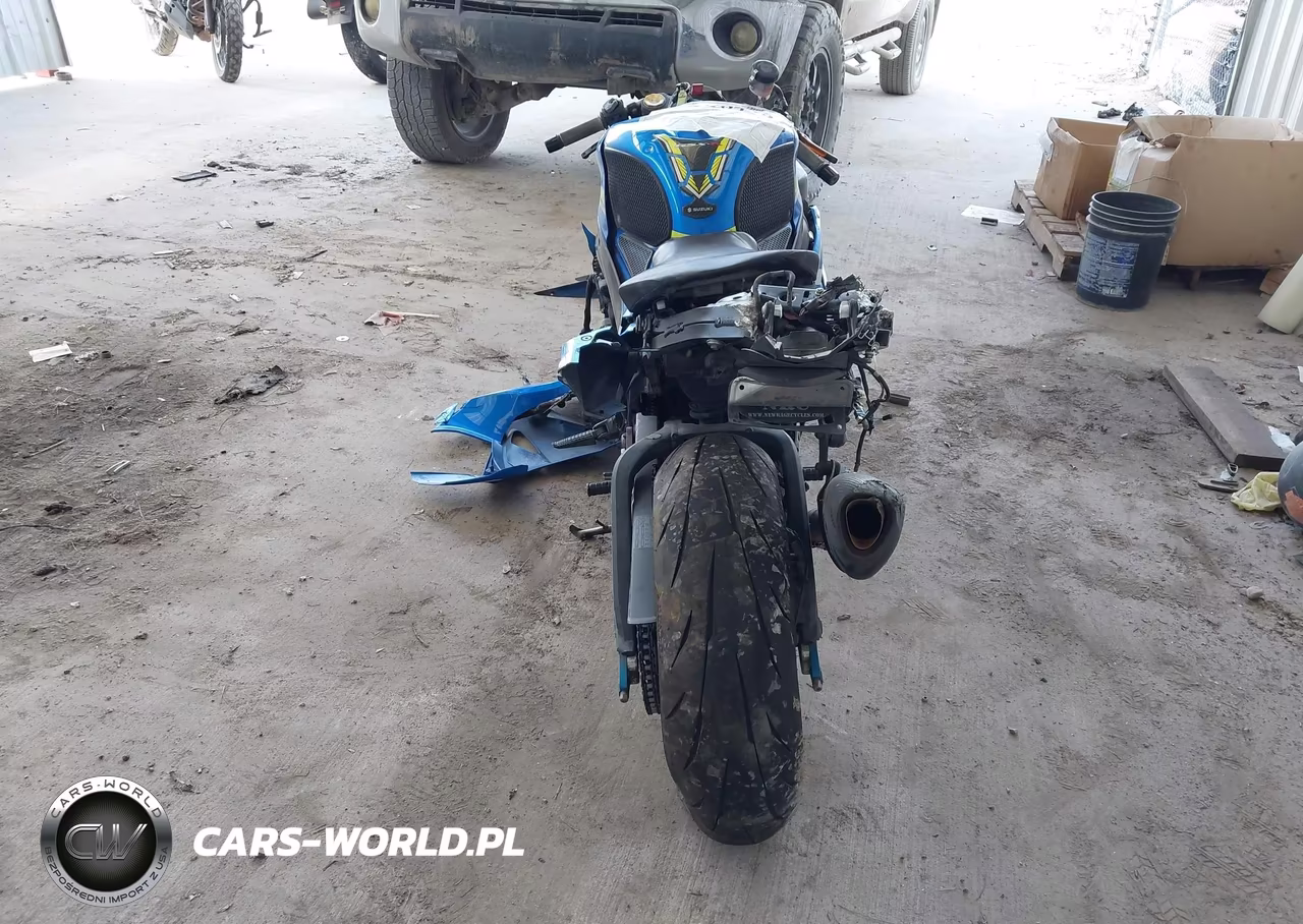 2017 Suzuki Gsx-R1000 VIN:JS1DM11BXH2100984 - 6