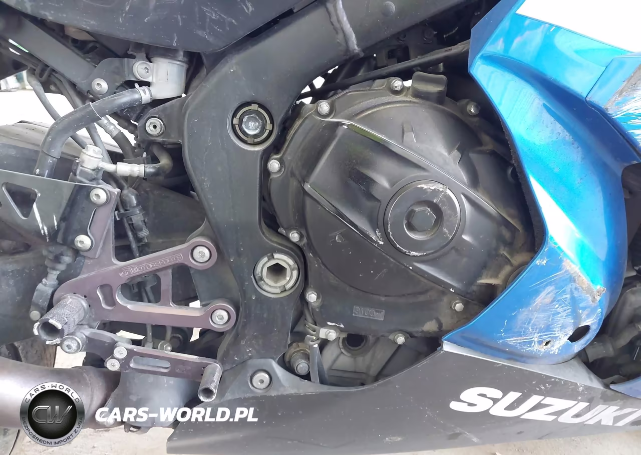 2017 Suzuki Gsx-R1000 VIN:JS1DM11BXH2100984 - 8