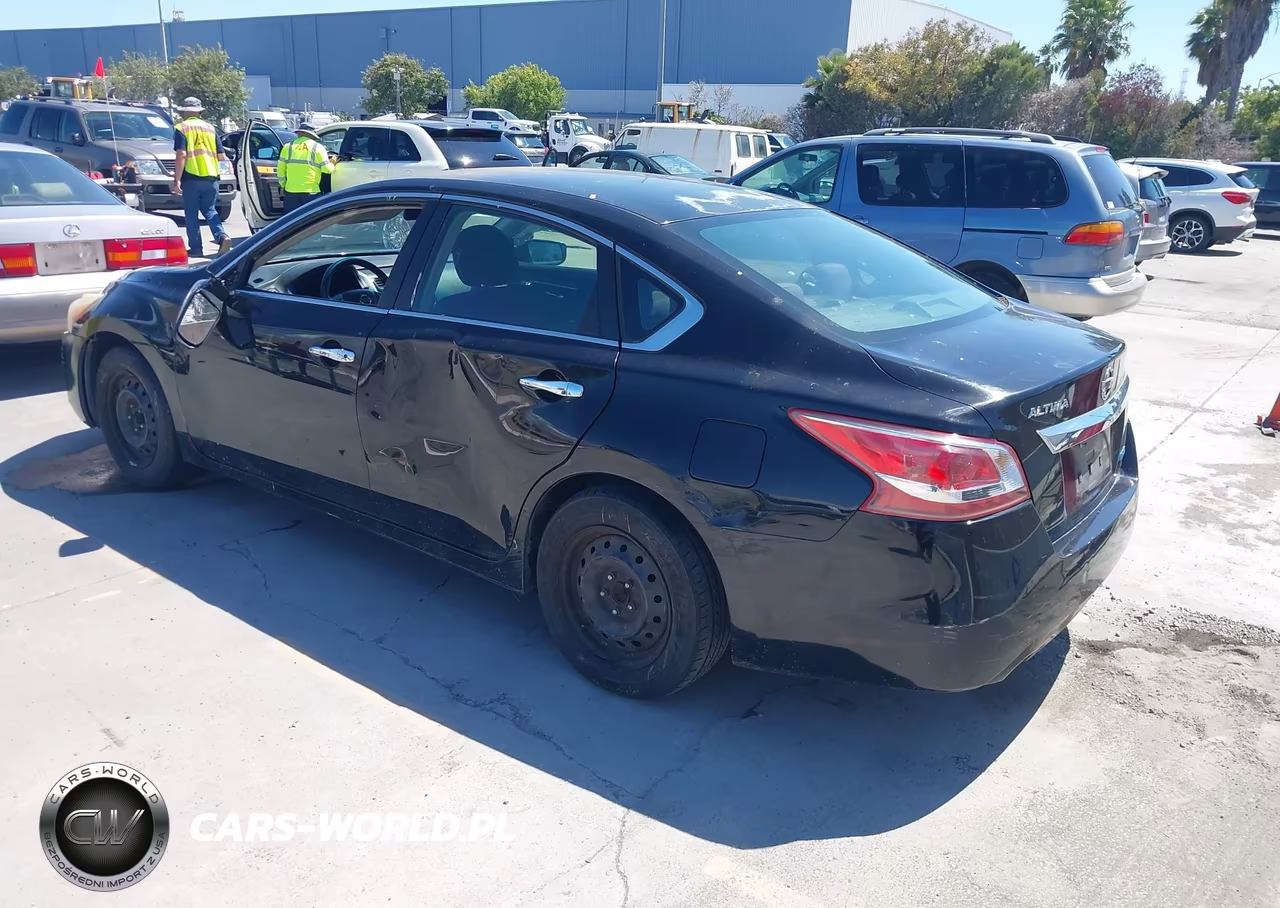 2013 Nissan Altima 2.5 S VIN:1N4AL3AP5DN449424 - 3