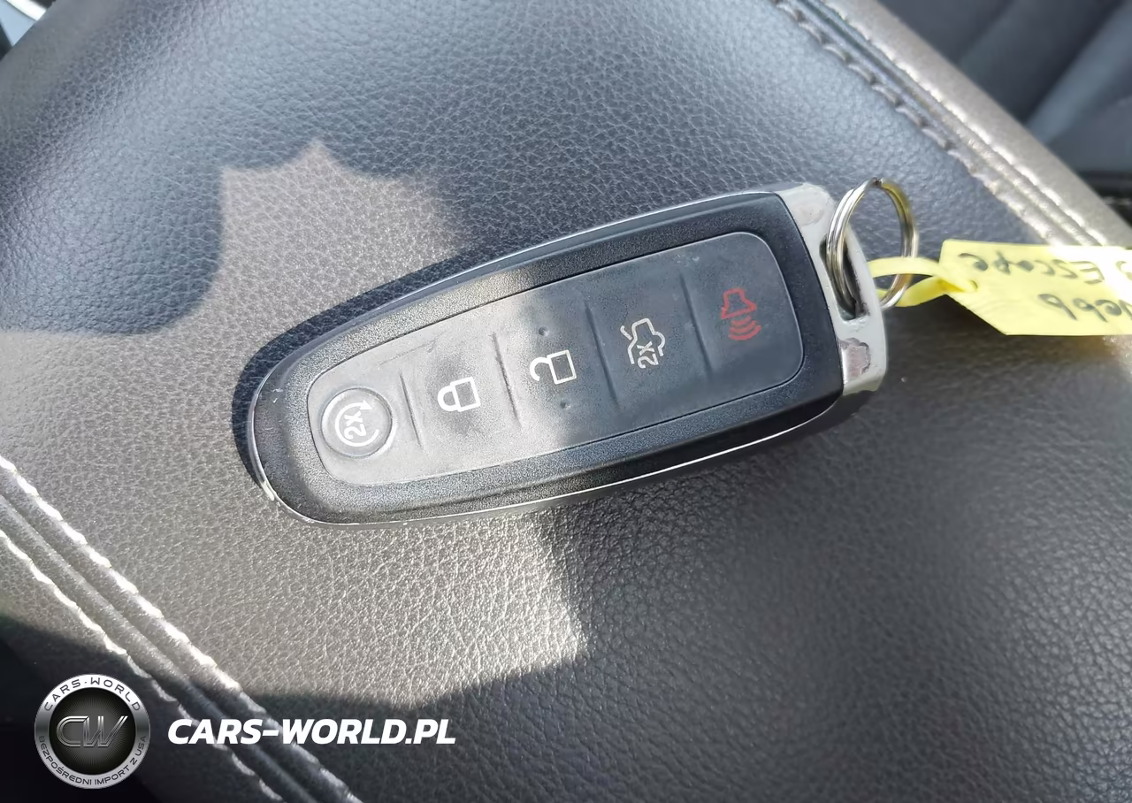 2013 Ford Escape Titanium VIN:1FMCU9J9XDUB53238 - 11