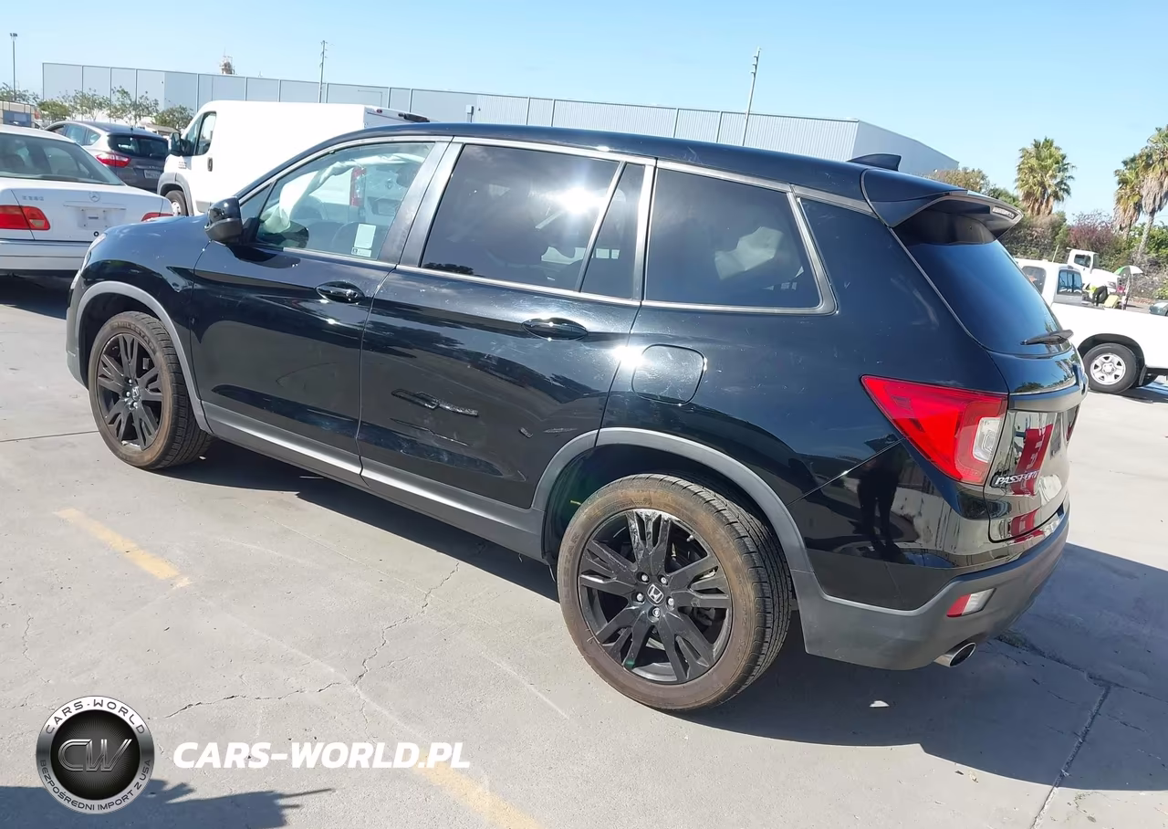 2019 Honda Passport Sport VIN:5FNYF7H20KB009236 - 3