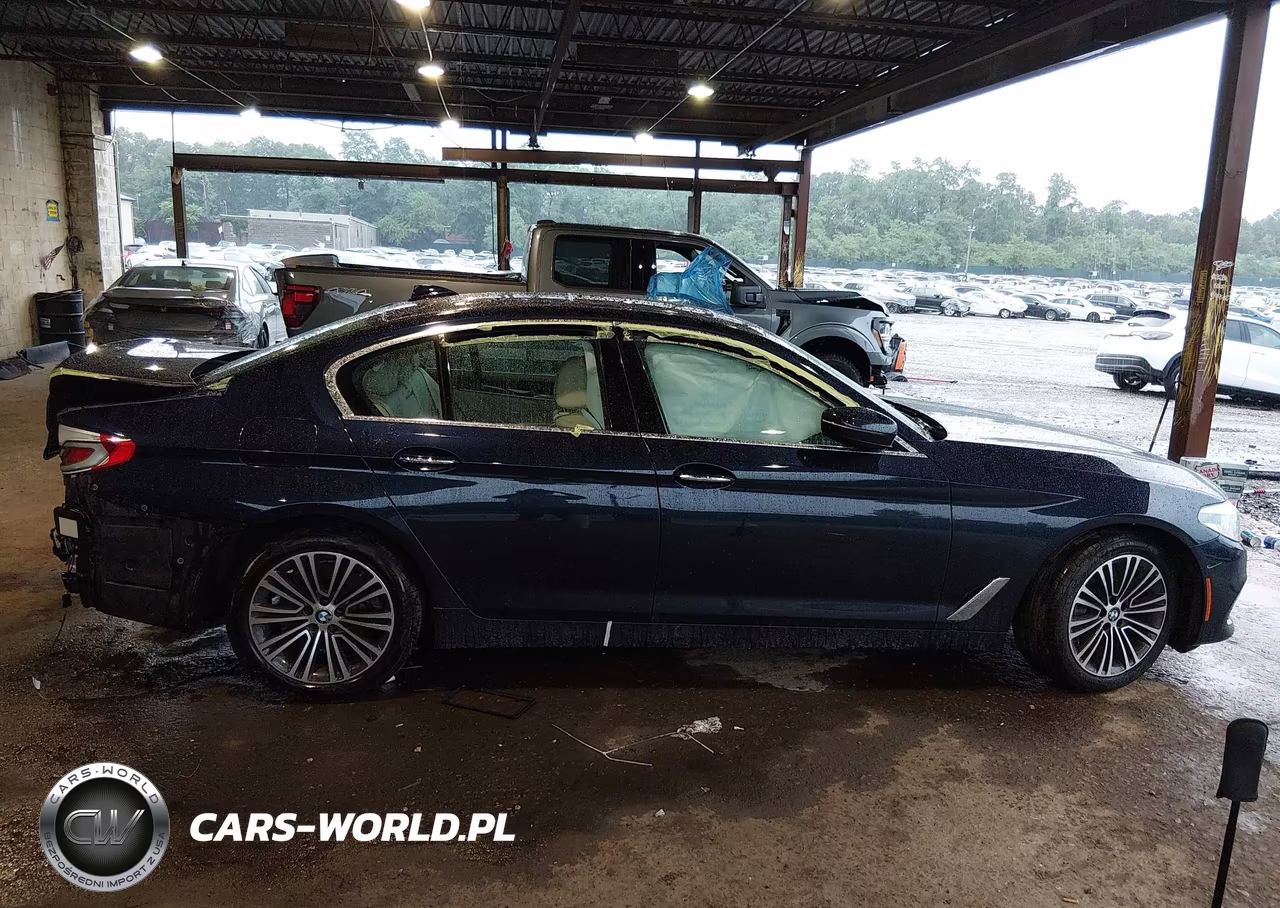 2018 BMW 530I xDrive VIN:WBAJA7C56JWC75226 - 13