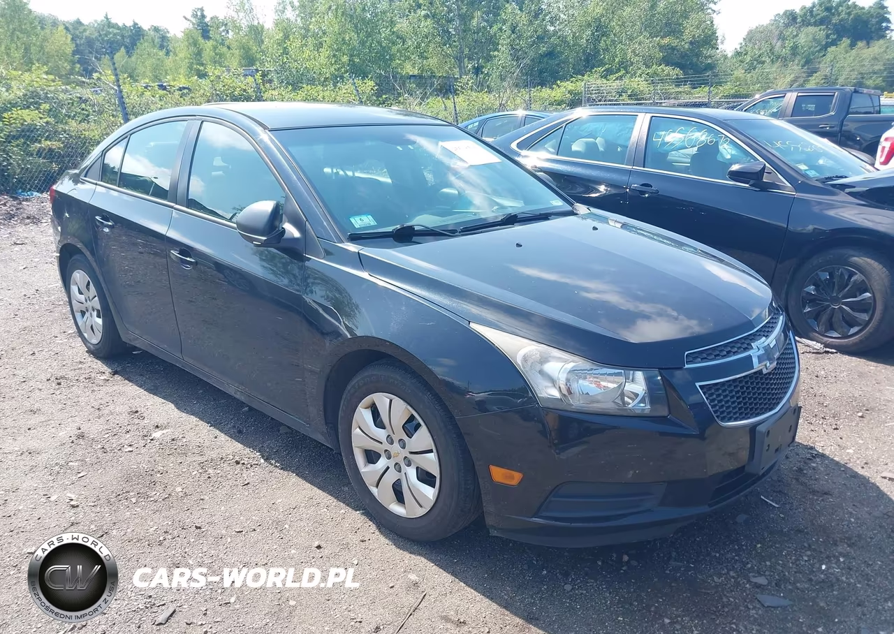 2014 Chevrolet Cruze Ls Manual – zdjęcie 1 z 11