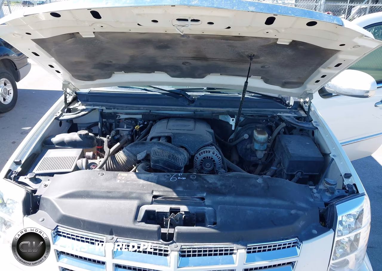 2007 Cadillac Escalade VIN:1GYFK638X7R415626 - 10