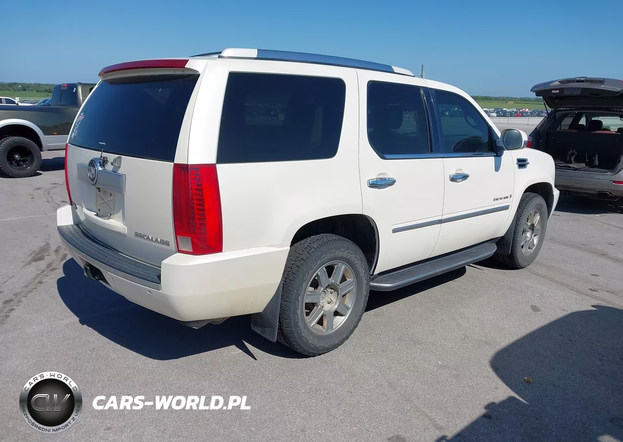 2007 Cadillac Escalade VIN:1GYFK638X7R415626 - 4