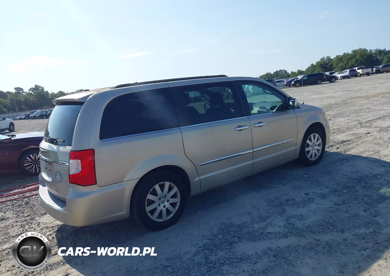2012 Chrysler Town & Country Touring-L VIN:2C4RC1CGXCR393237 - 4