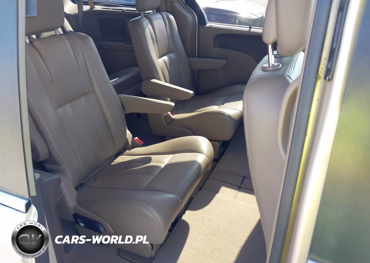 2012 Chrysler Town & Country Touring-L VIN:2C4RC1CGXCR393237 - 8