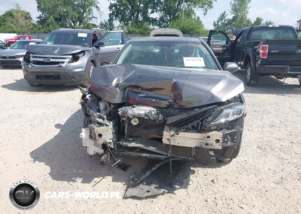 2021 Toyota Camry Le VIN:4T1C11AK1MU476610 - 13