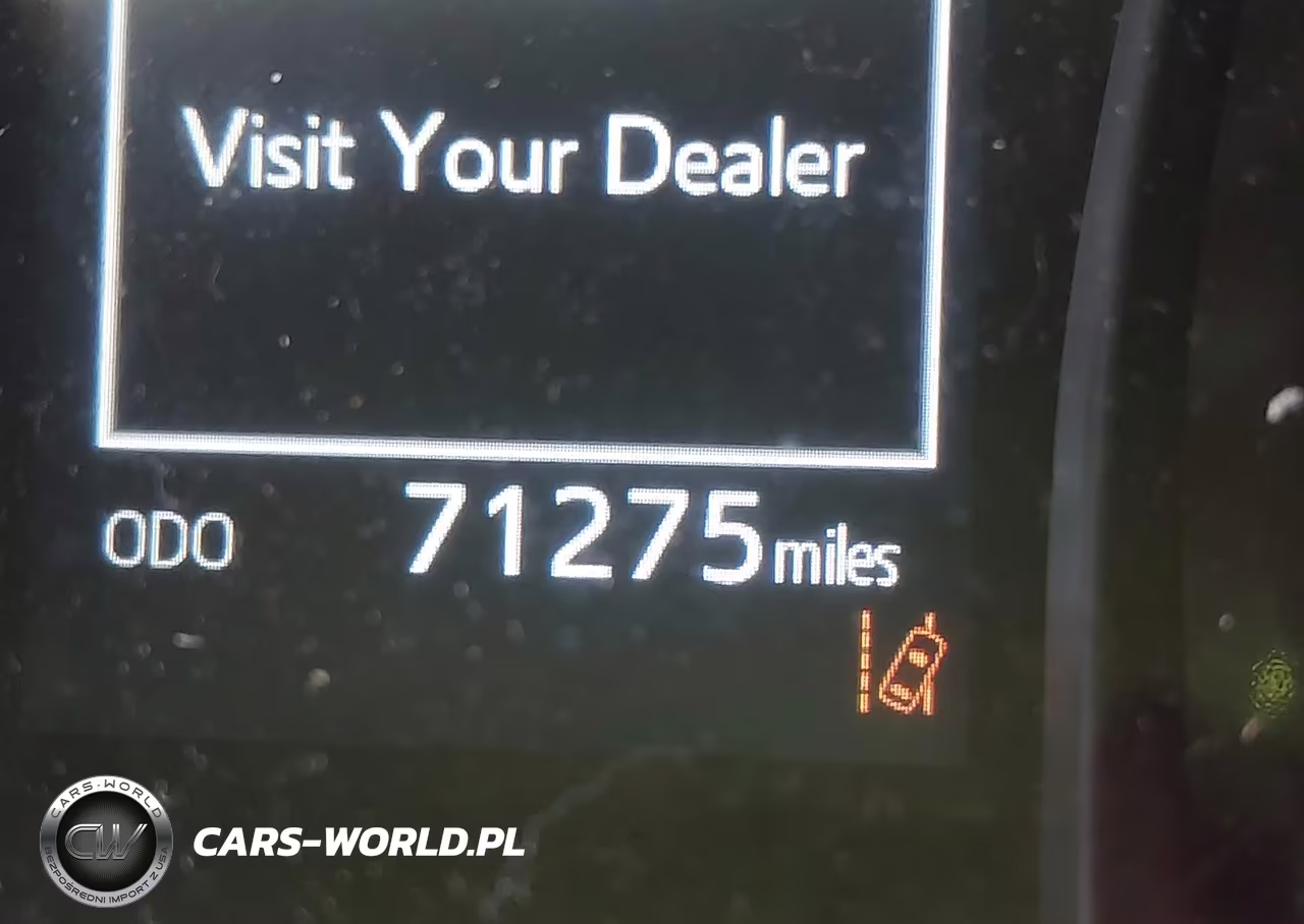 2021 Toyota Camry Le VIN:4T1C11AK1MU476610 - 16