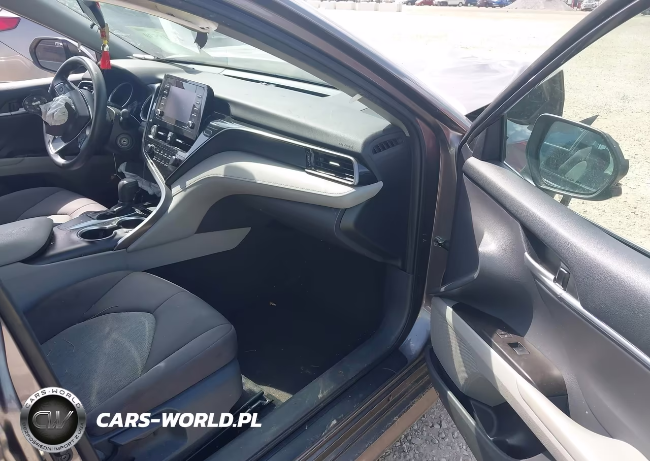 2021 Toyota Camry Le VIN:4T1C11AK1MU476610 - 5