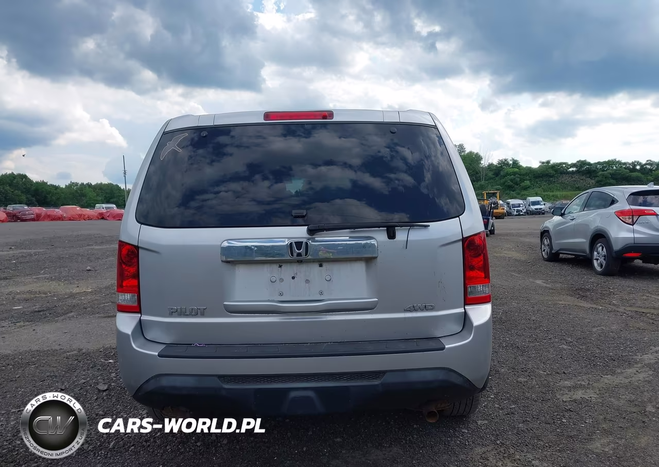 2015 Honda Pilot Lx VIN:5FNYF4H2XFB020667 - 16