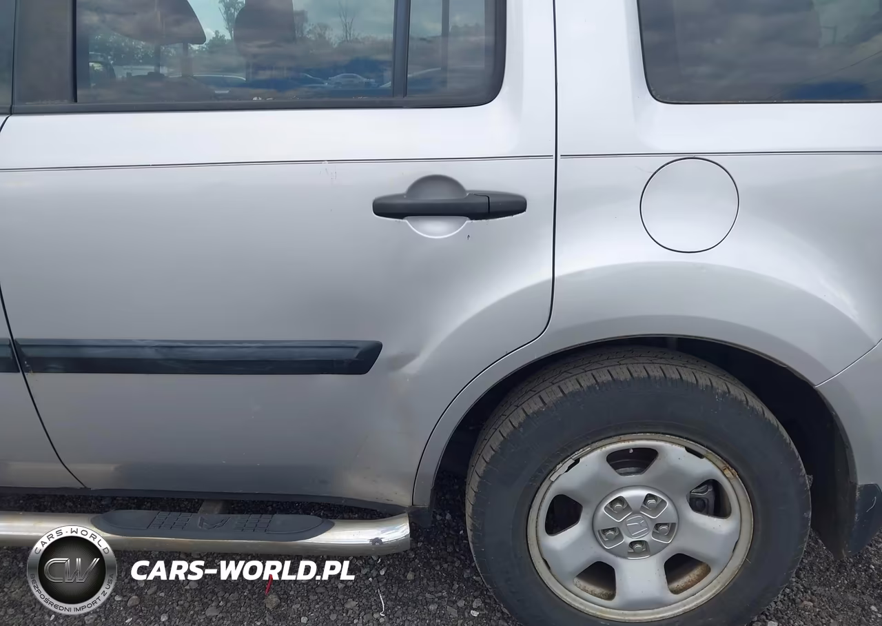 2015 Honda Pilot Lx VIN:5FNYF4H2XFB020667 - 18