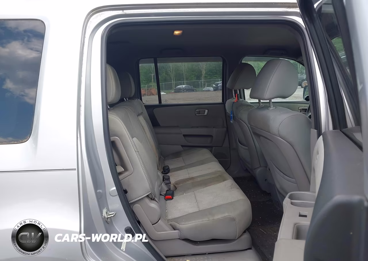 2015 Honda Pilot Lx VIN:5FNYF4H2XFB020667 - 8