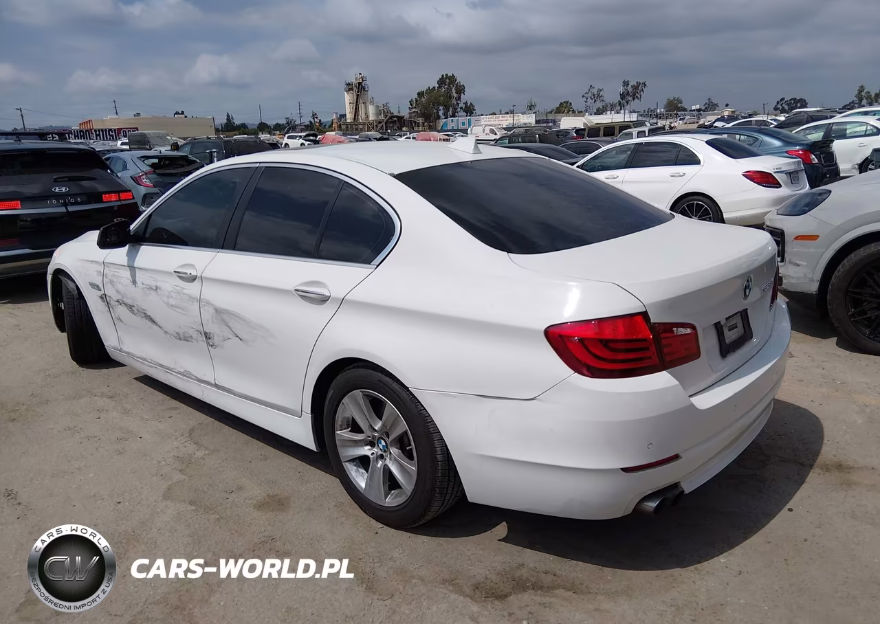 2011 BMW 528I VIN:WBAFR1C59BC742862 - 3
