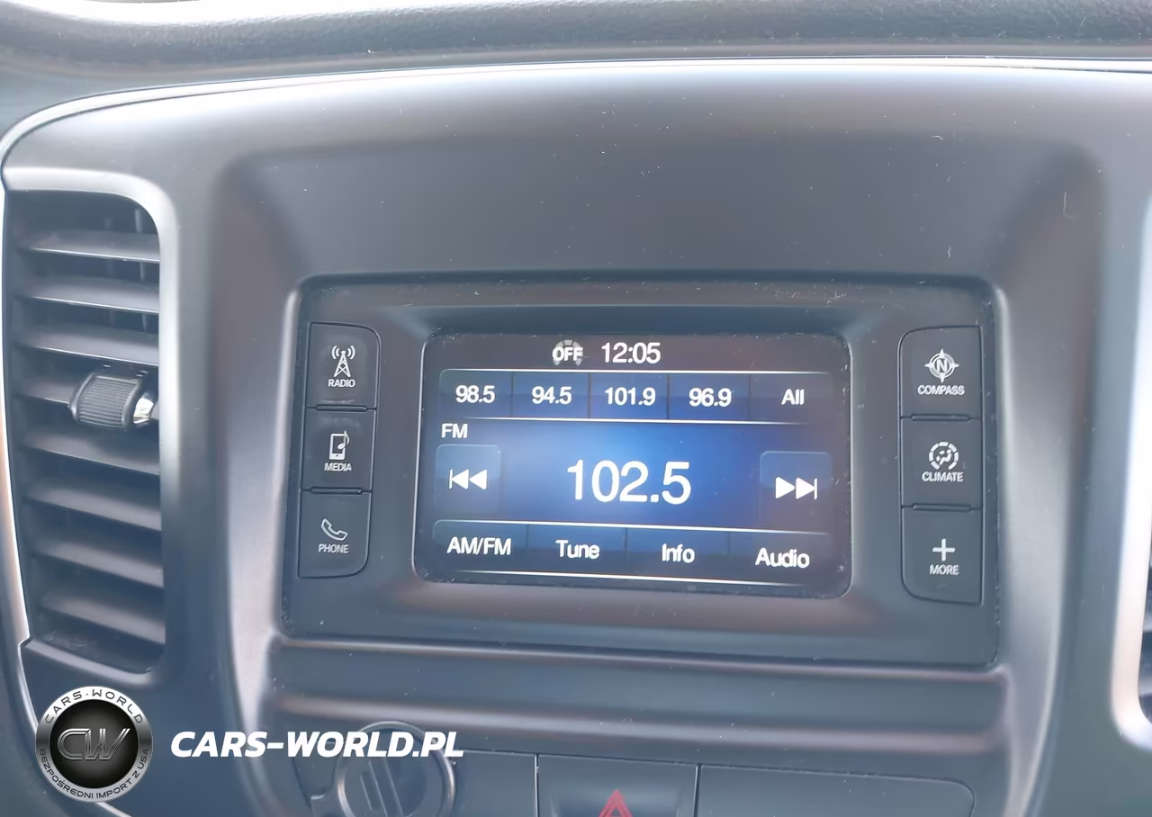 2015 Chrysler 200 Limited VIN:1C3CCCAB5FN630599 - 12