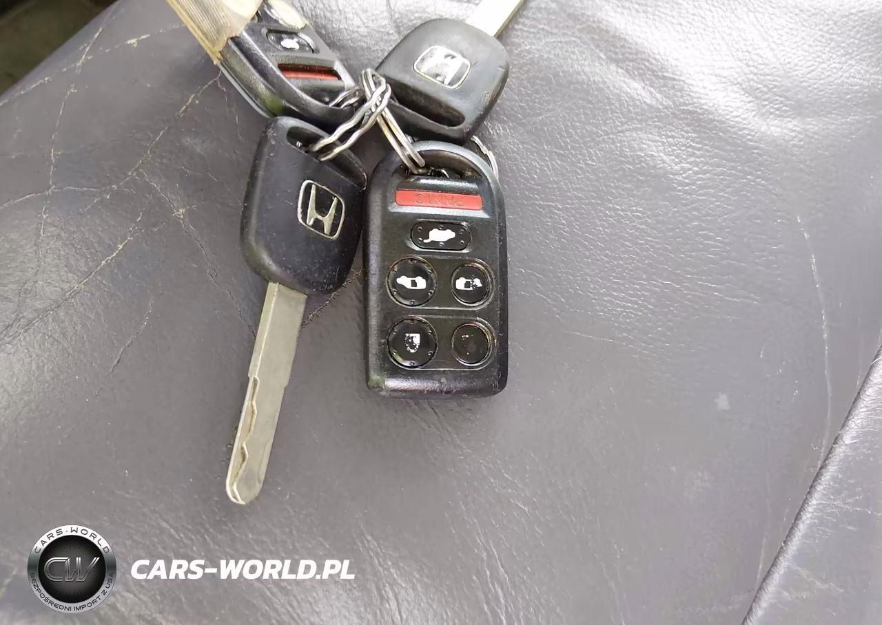 2006 Honda Odyssey Touring VIN:5FNRL38856B053815 - 11