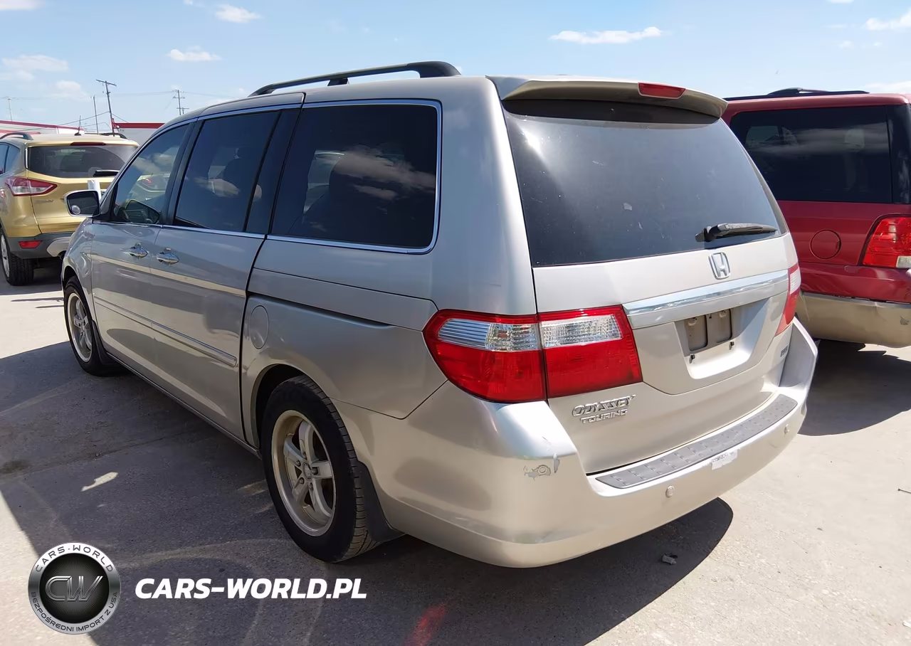 2006 Honda Odyssey Touring VIN:5FNRL38856B053815 - 3