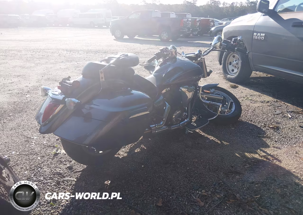2014 Yamaha Xvs1300 Ct-Cfd VIN:JYAVP32E2EA003684 - 4