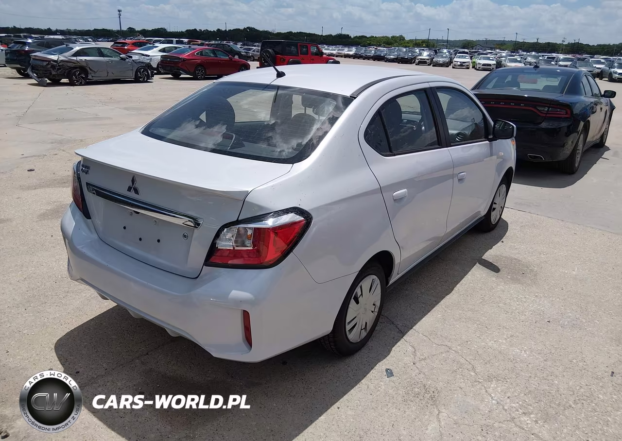 2024 Mitsubishi Mirage G4 Black Edition-Es-Le VIN:ML32FUFJ2RHF15598 - 4