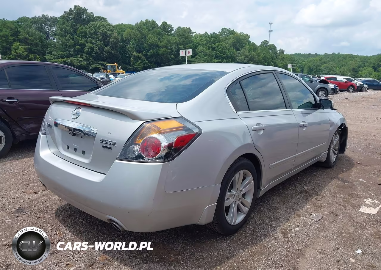 2011 Nissan Altima 3.5 Sr VIN:1N4BL2AP1BN464336 - 4