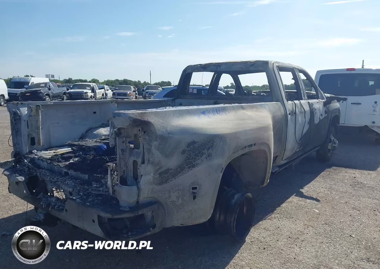 2022 Chevrolet Silverado 3500Hd VIN:1GC4YVEY3NF150825 - 4