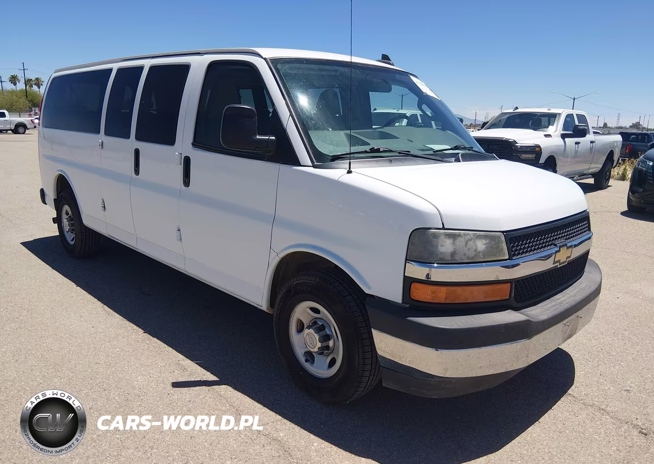 2017 Chevrolet Express 3500 Lt