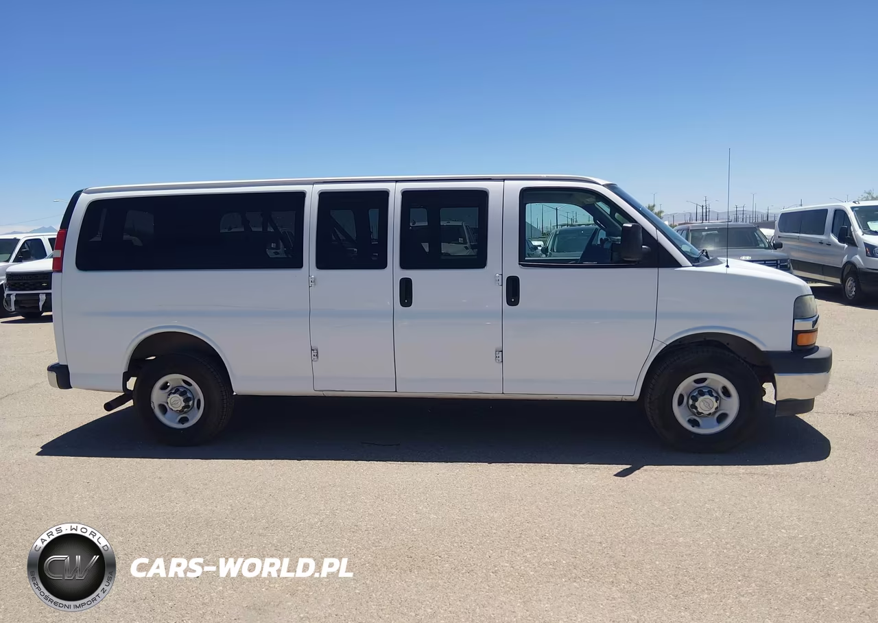 2017 Chevrolet Express 3500 Lt VIN:1GAZGPFFXH1301834 - 15