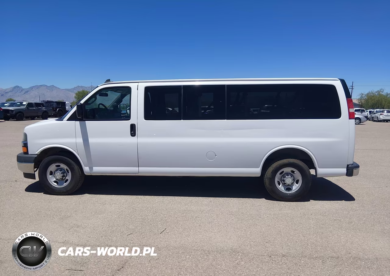 2017 Chevrolet Express 3500 Lt VIN:1GAZGPFFXH1301834 - 16