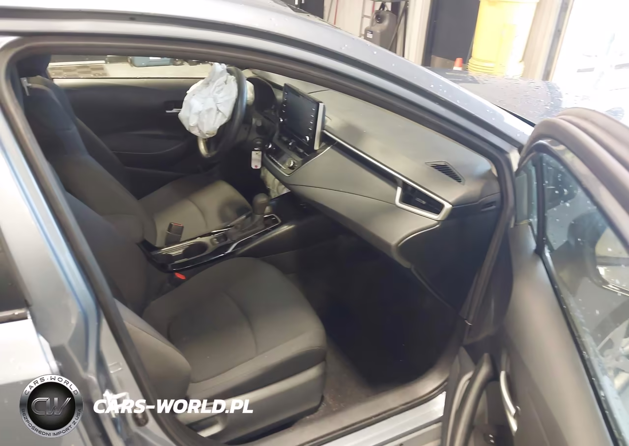 2021 Toyota Corolla Le VIN:JTDEPMAE7MJ180984 - 5