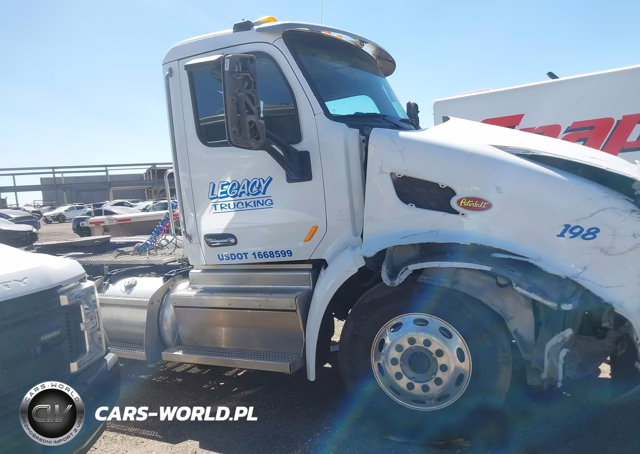2019 Peterbilt 579 VIN:1XPBD49X8KD614485 - 13