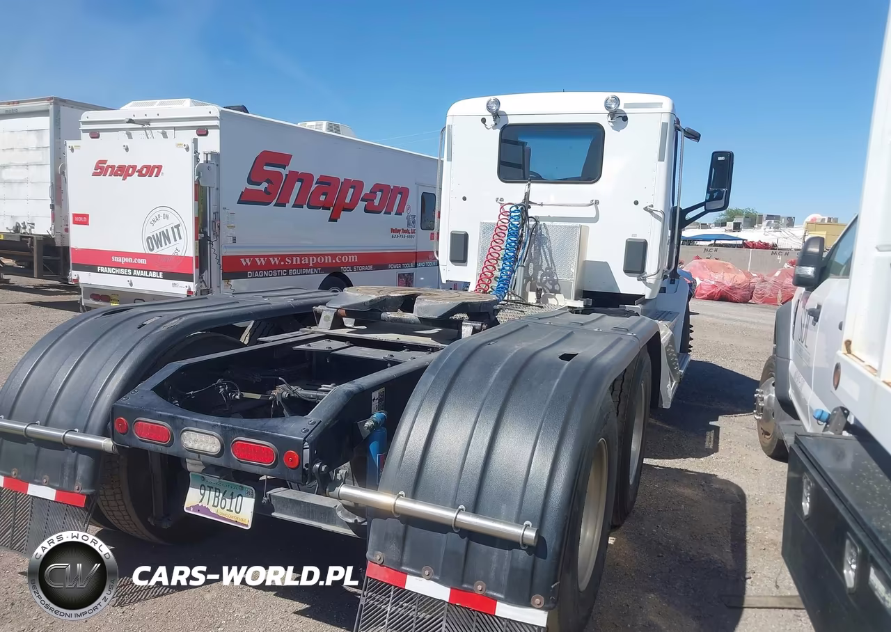 2019 Peterbilt 579 VIN:1XPBD49X8KD614485 - 4