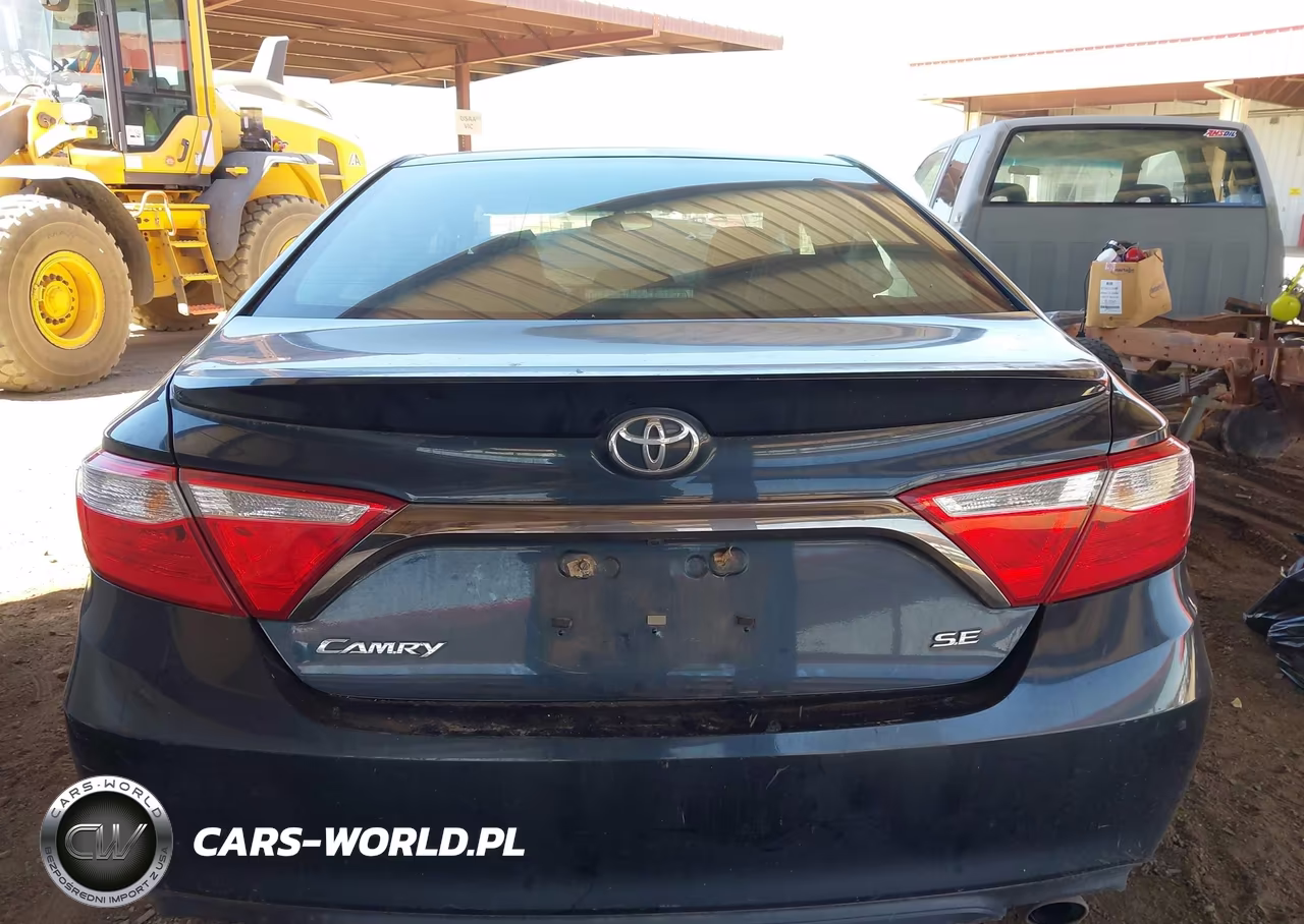2016 Toyota Camry Se VIN:4T1BF1FK3GU179364 - 16