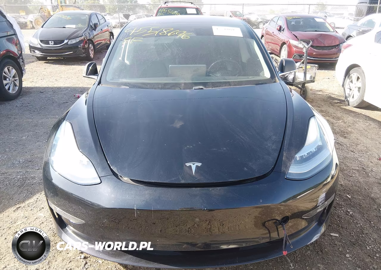 2018 Tesla Model 3 Long Range-Mid Range VIN:5YJ3E1EA9JF011443 - 12
