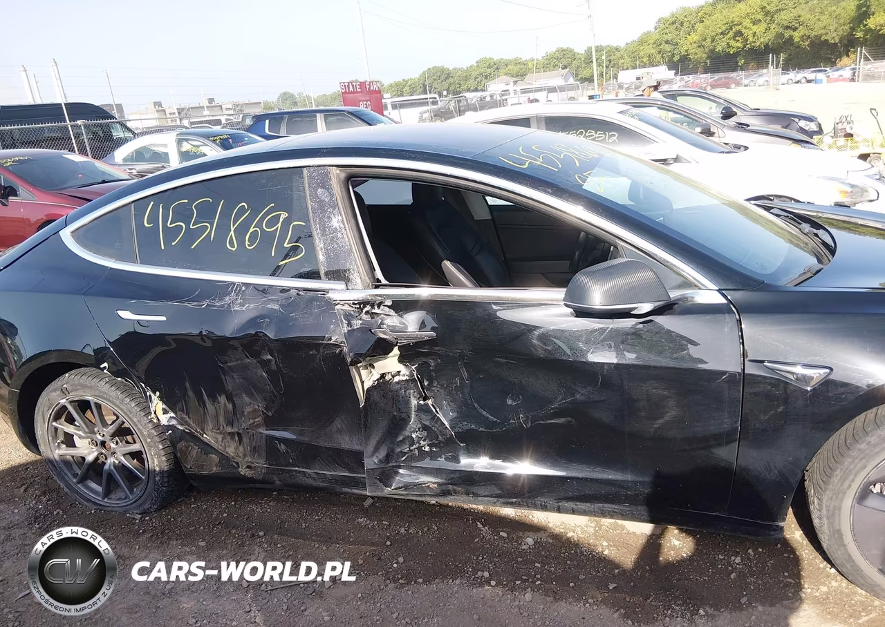 2018 Tesla Model 3 Long Range-Mid Range VIN:5YJ3E1EA9JF011443 - 13
