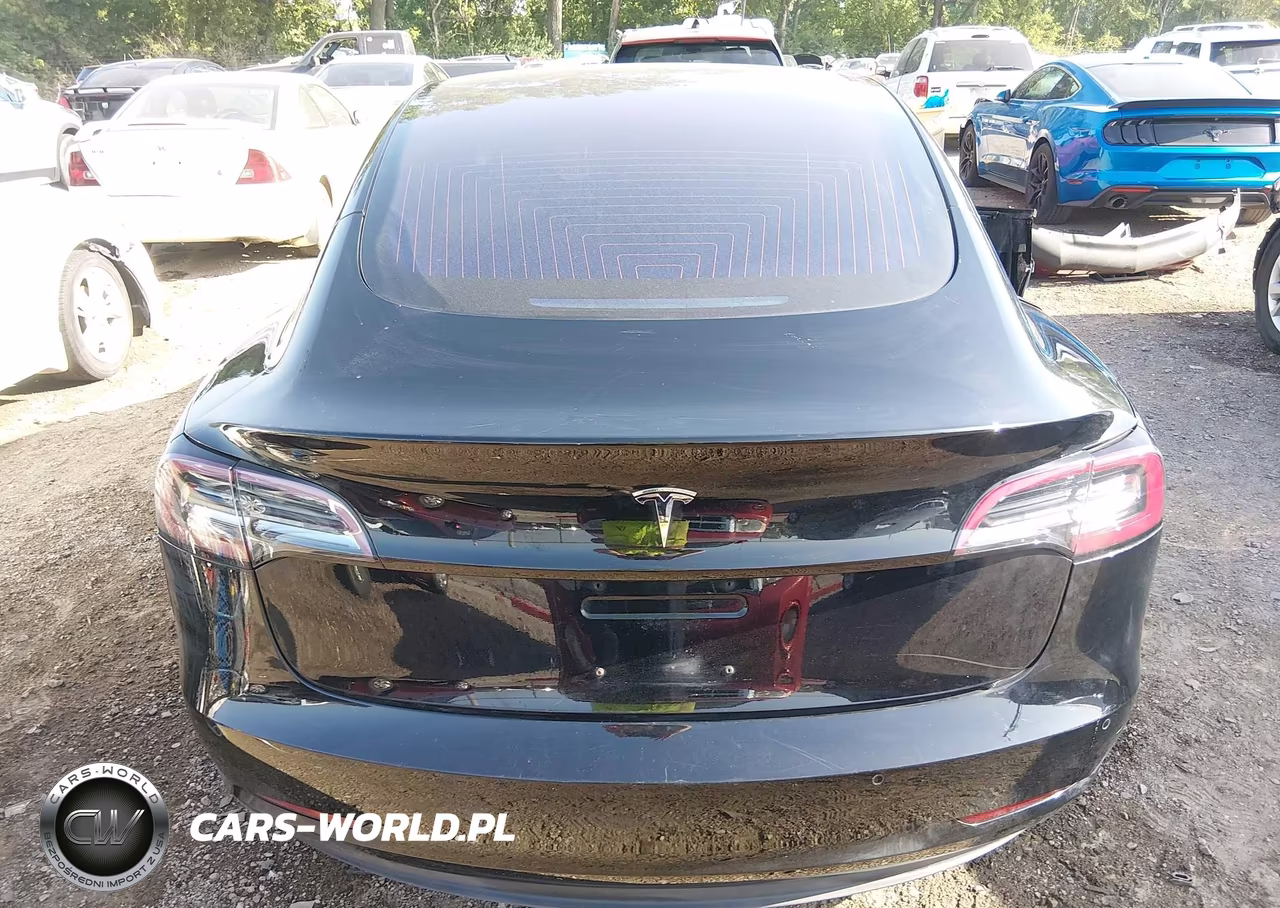 2018 Tesla Model 3 Long Range-Mid Range VIN:5YJ3E1EA9JF011443 - 16