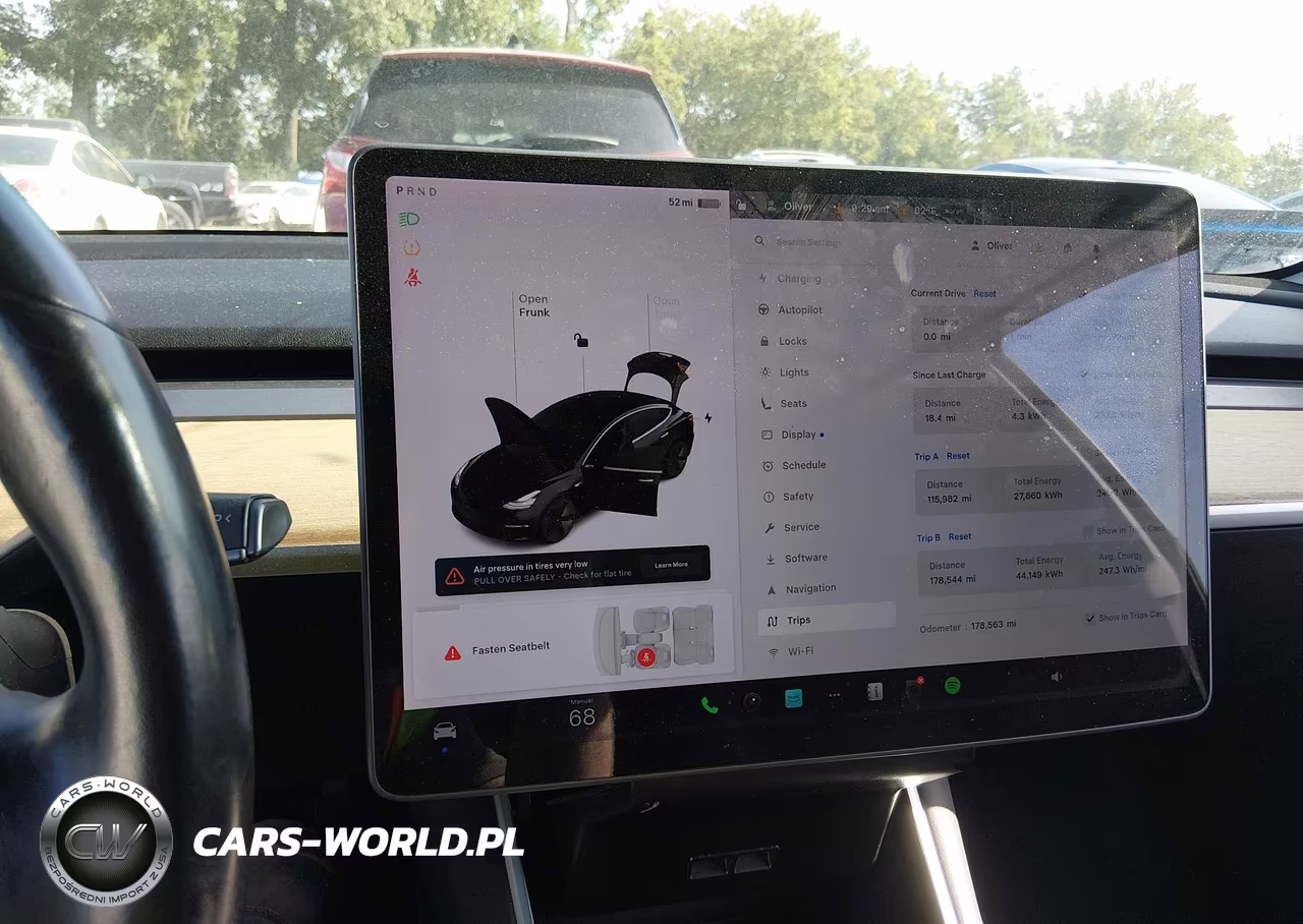 2018 Tesla Model 3 Long Range-Mid Range VIN:5YJ3E1EA9JF011443 - 7