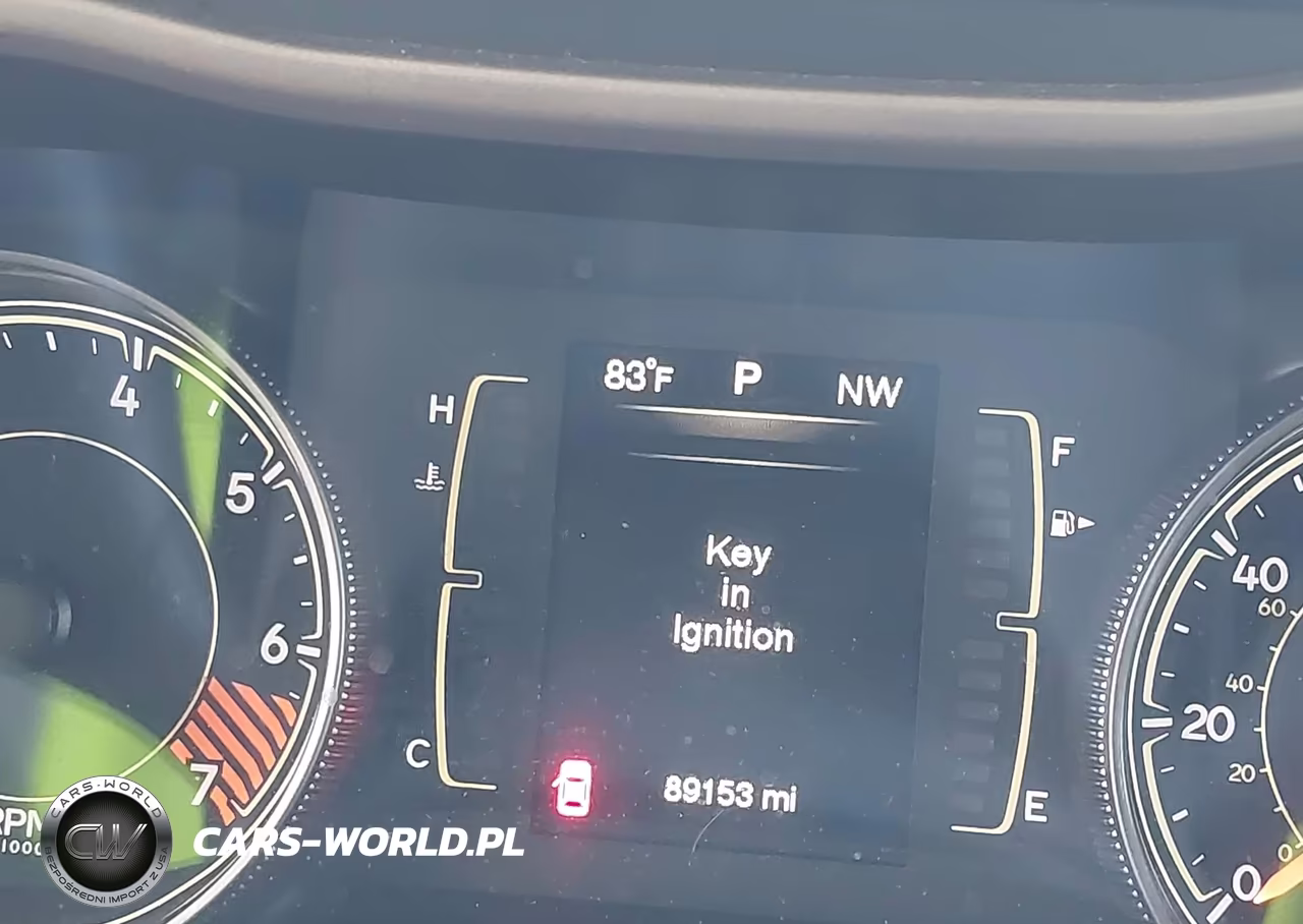 2015 Jeep Cherokee Sport VIN:1C4PJLAB5FW506104 - 7