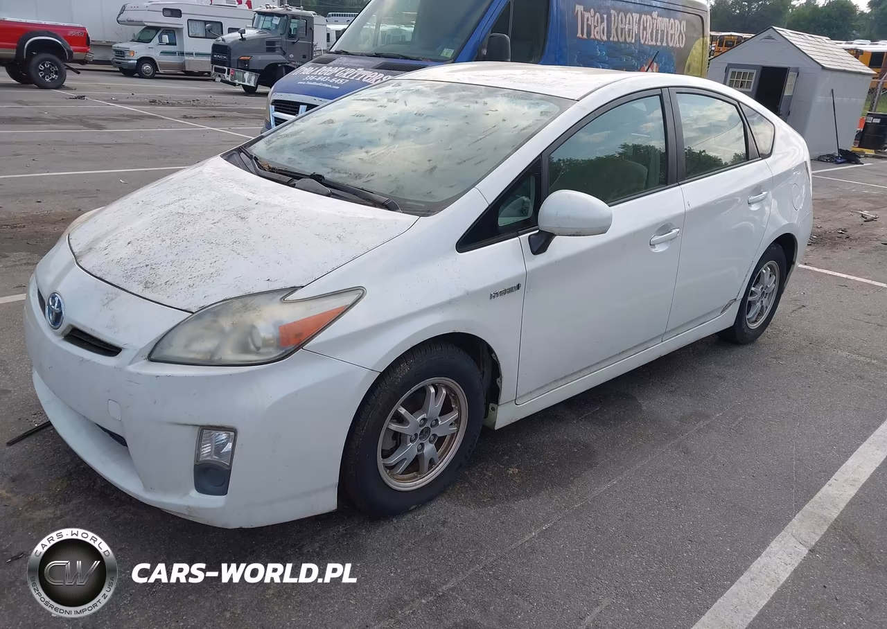 2011 Toyota Prius Two VIN:JTDKN3DU7B5350465 - 2