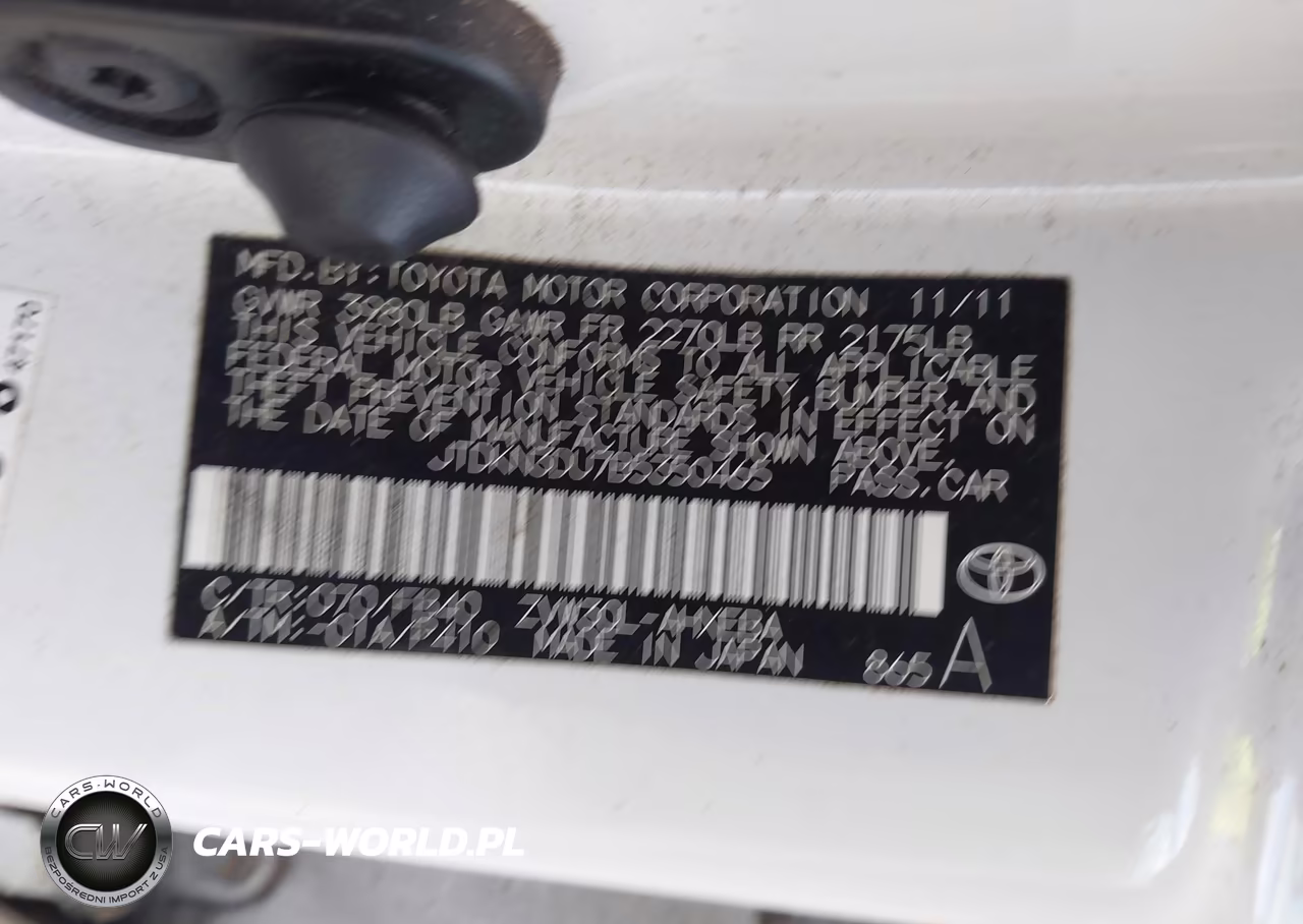 2011 Toyota Prius Two VIN:JTDKN3DU7B5350465 - 9