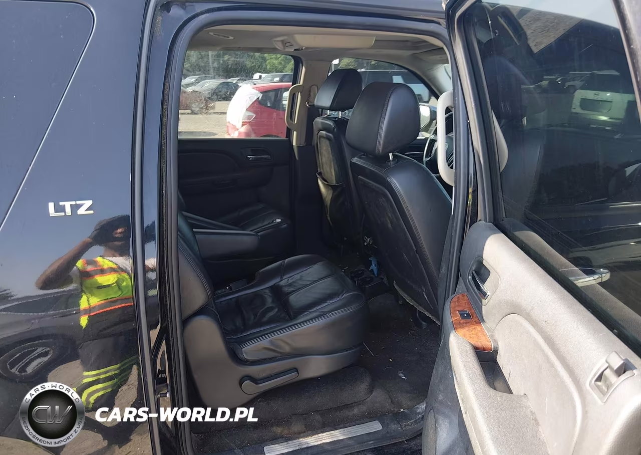 2008 Chevrolet Suburban 1500 Ltz VIN:3GNFK16388G169063 - 8