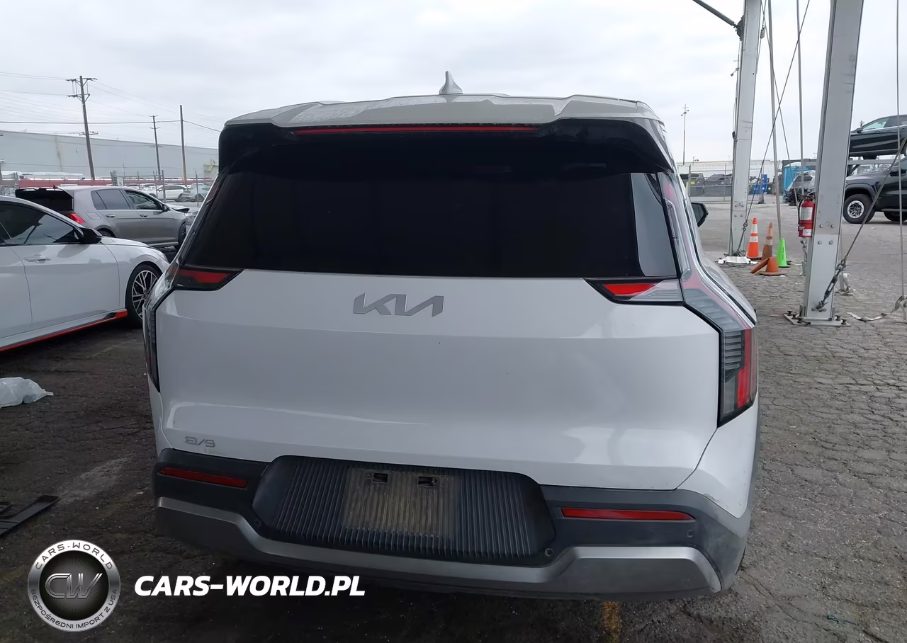2026 Kia Ev9 Light Long Range VIN:5XYAB5S13TG004155 - 17
