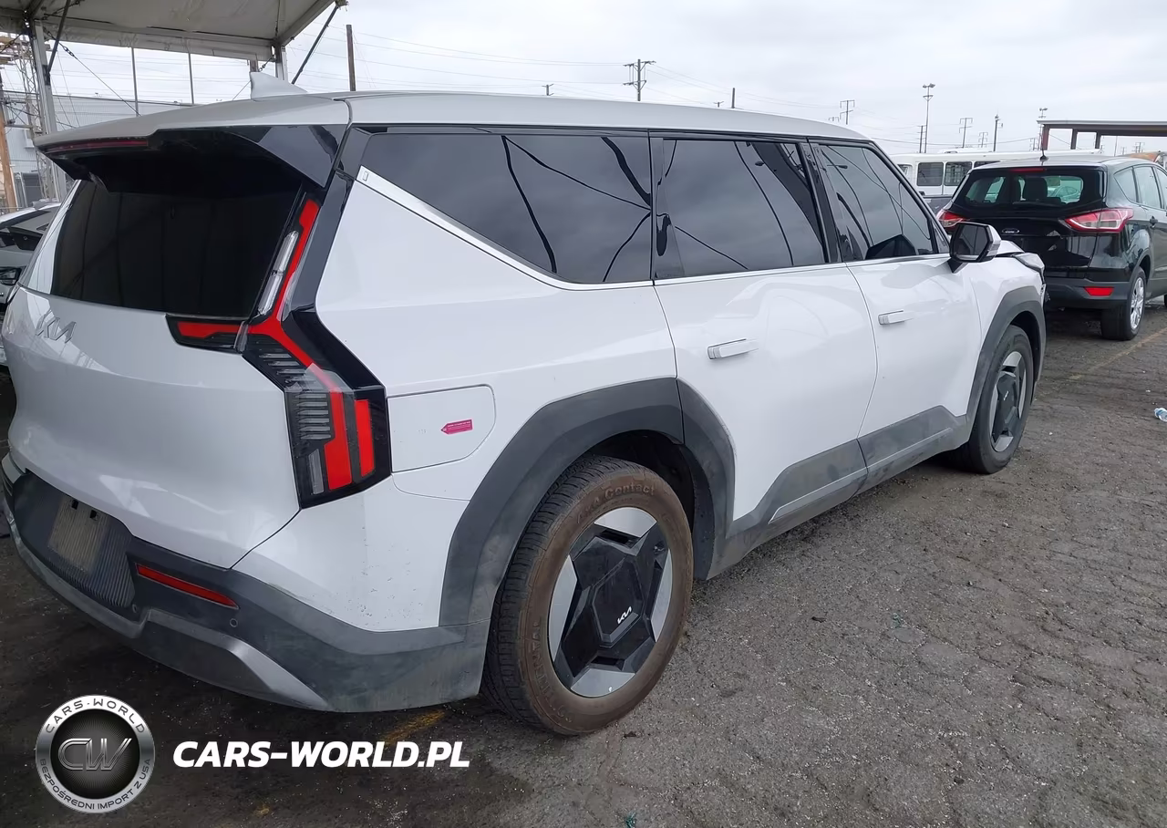 2026 Kia Ev9 Light Long Range VIN:5XYAB5S13TG004155 - 4